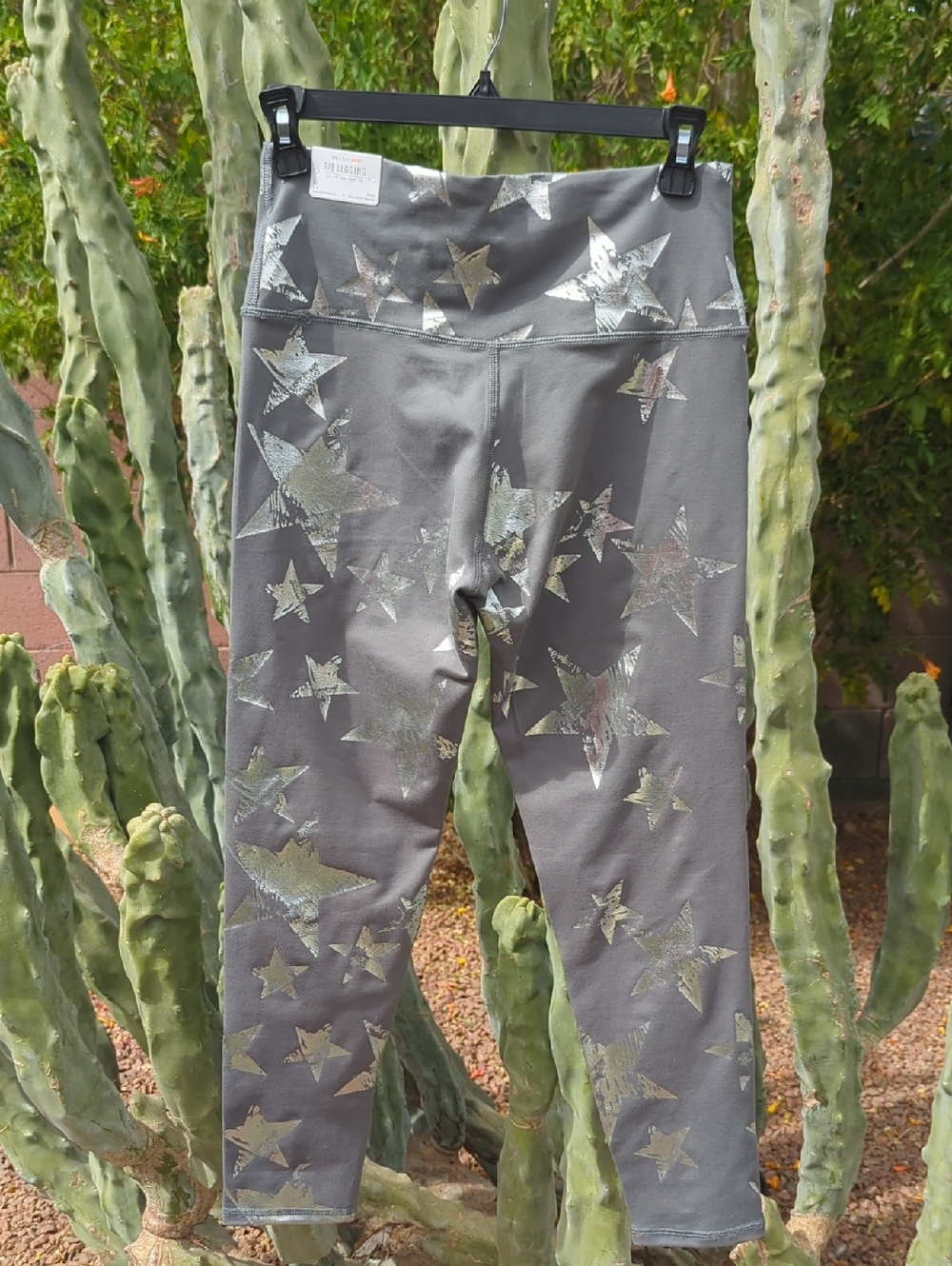 NWT Aerie MOVE 7/8 Hi-Rise Leggings - Gray with Silver Stars - Medium